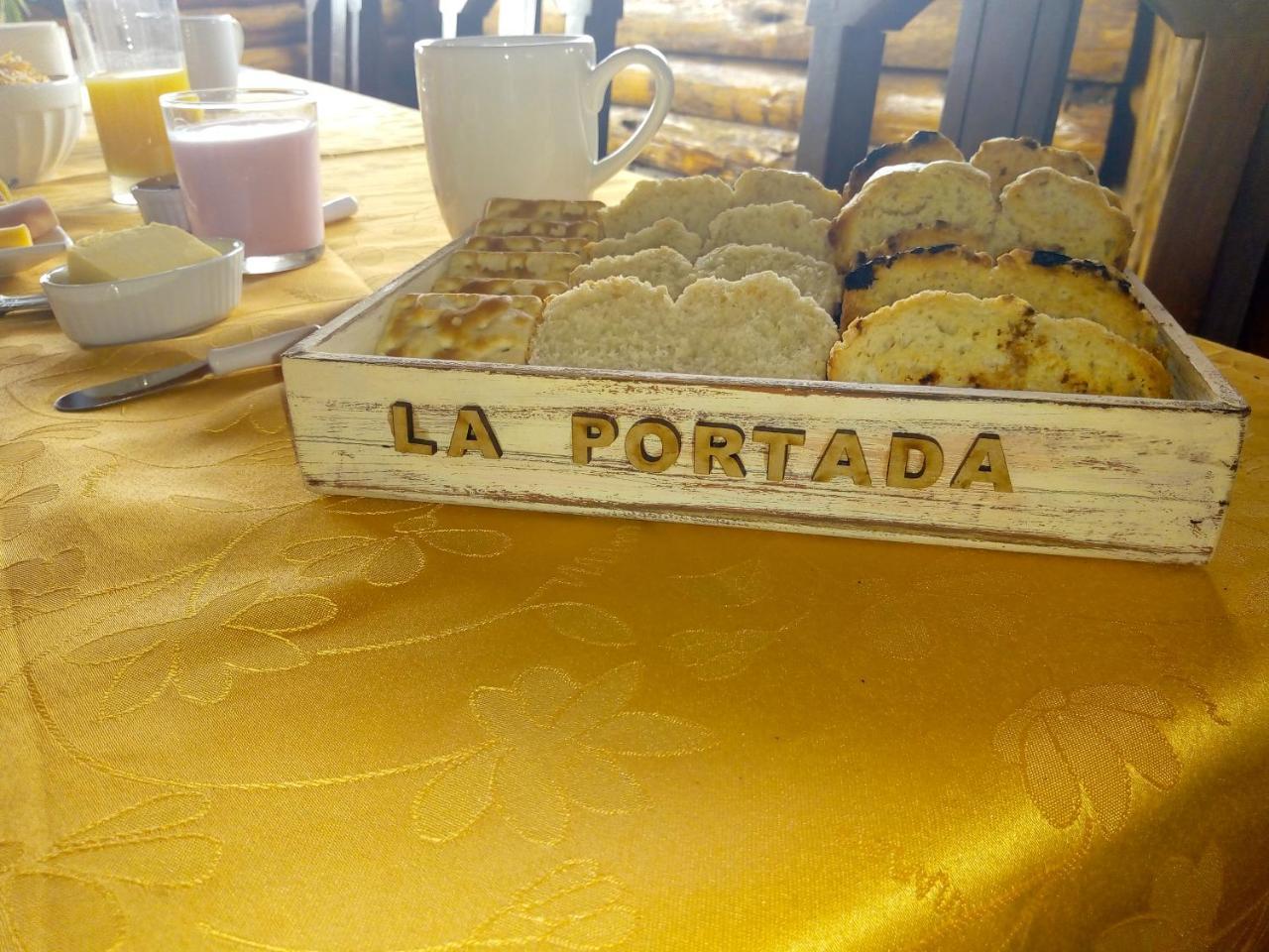 Hosteria La Portada Trevelín エクステリア 写真